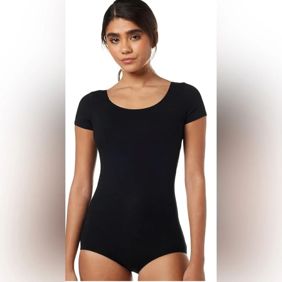 Capezio Women's Classic Short Sleeve Leotard size XS - Picture 2 of 6